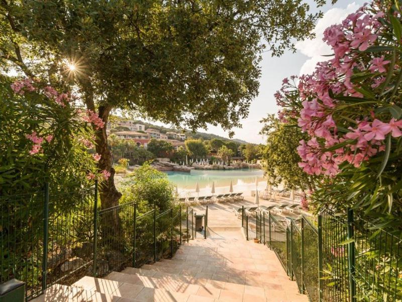 Le Mas De Grimaud Exterior photo